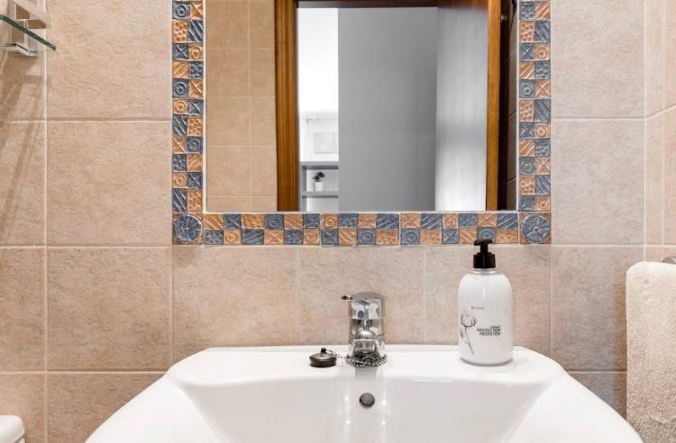 Apartamentos La Llum Alicante Kültér fotó